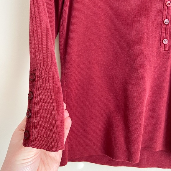 Casual Corner Annex vintage wine dainty button top - Picture 5 of 6